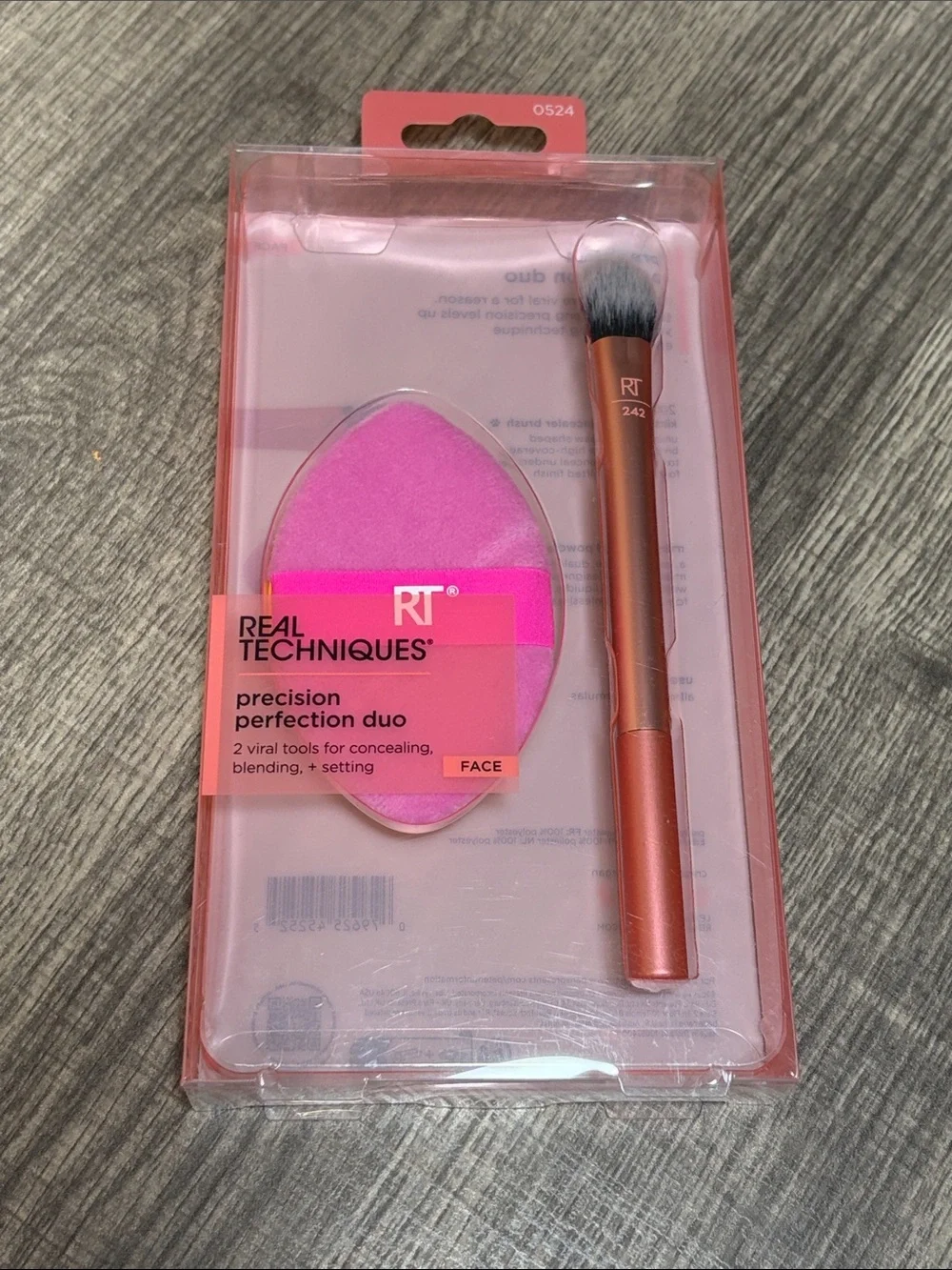 🌻5 for $30🌻 Real Techniques Pink Makeup Sponge and Rose-Gold Brush Duo